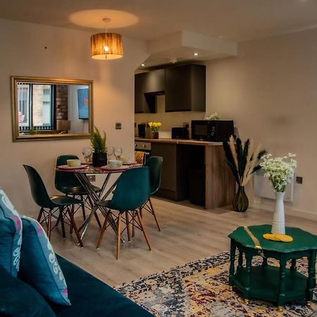 Bv Lush Apartment At Conditioning House Bradford Bradford  Exterior photo