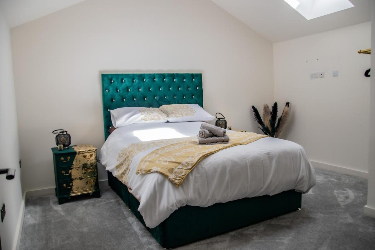 Bv Lush Apartment At Conditioning House Bradford Bradford  Exterior photo