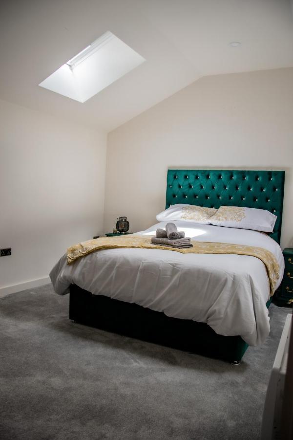 Bv Lush Apartment At Conditioning House Bradford Bradford  Exterior photo